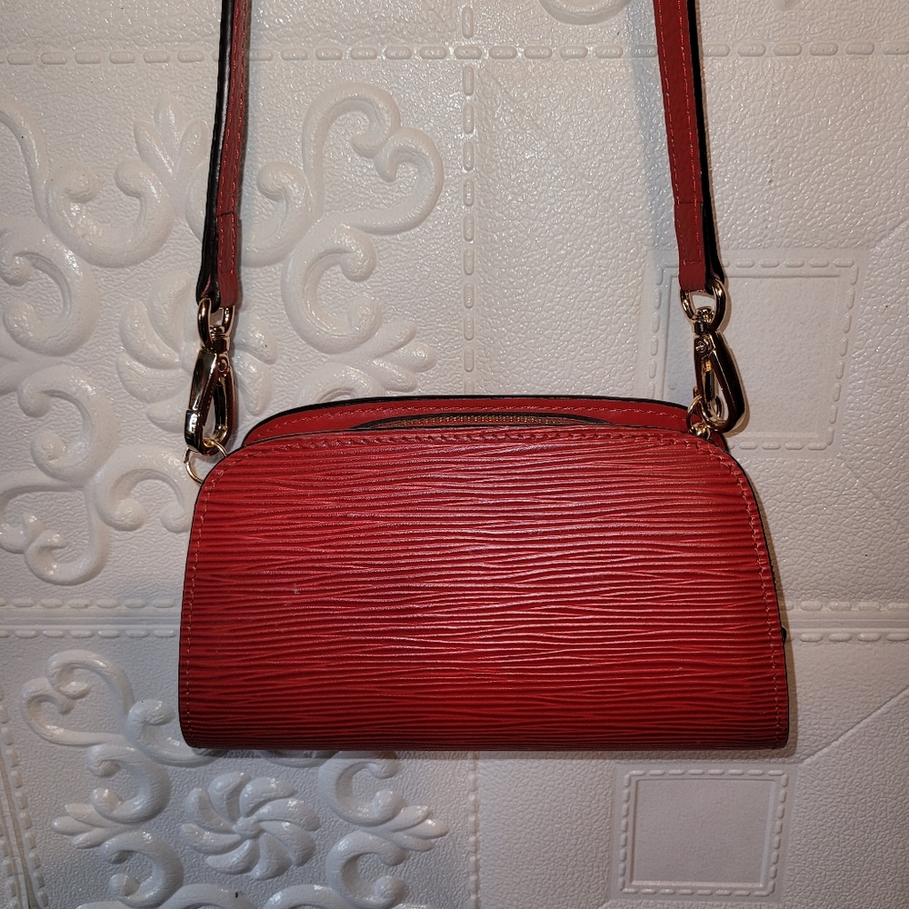 Louis Vuitton Epi Dauphine Jaune Red Clutch Toiletry Crossbody Bag Authent8c - Picture 16 of 17
